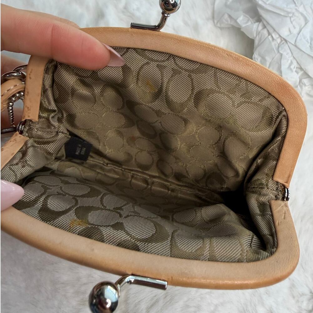 y2k Coach Vintage Striped Kisslock Suede Leather Wristlet - Picture 5 of 6